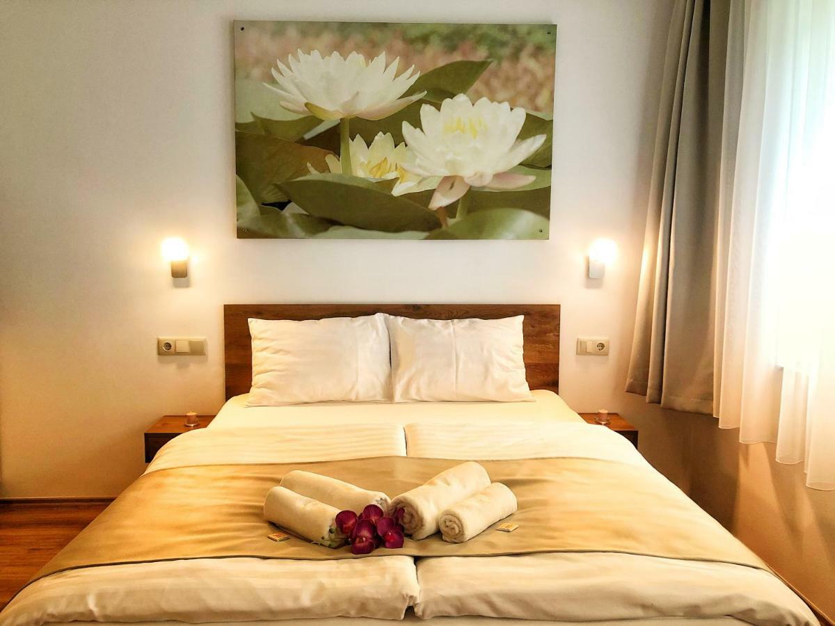 Boro Apartman Tiszafured Ngoại thất bức ảnh