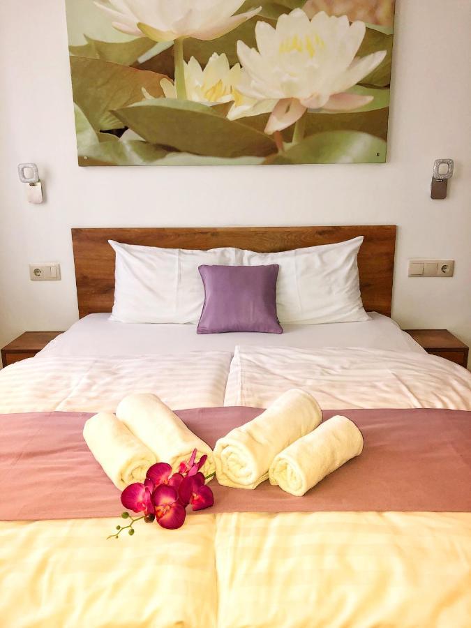 Boro Apartman Tiszafured Ngoại thất bức ảnh